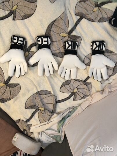 Перчатки футбольные nike полупрофессиональные