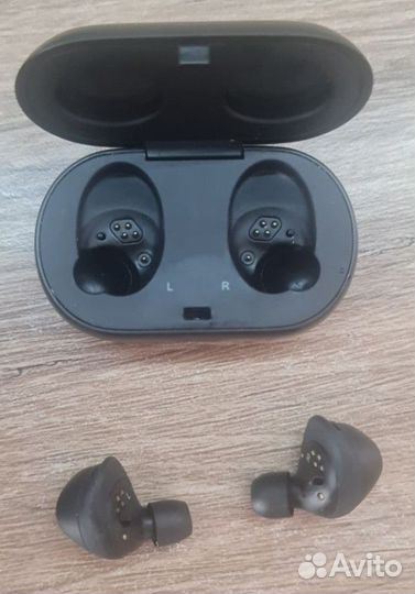 Samsung gear iconx