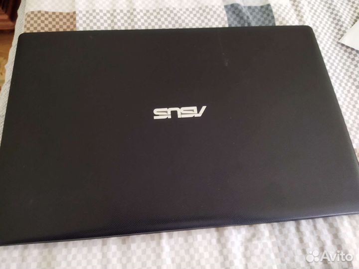 Ноутбук asus
