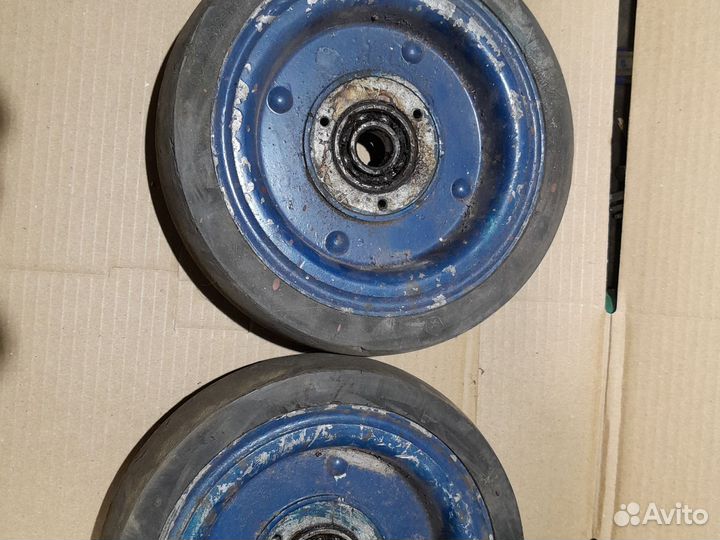Колеса для тележки