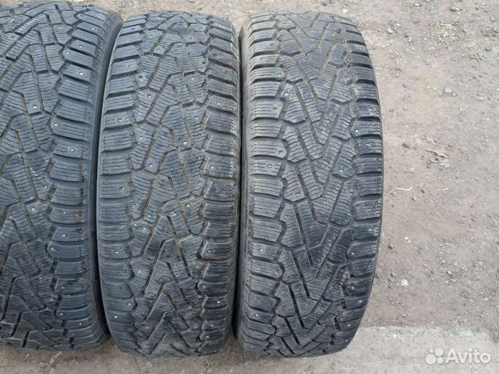 Pirelli Ice Zero 225/65 R17