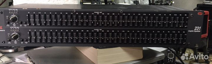 Стерео эквалайзер Dbx 1231 V-EU