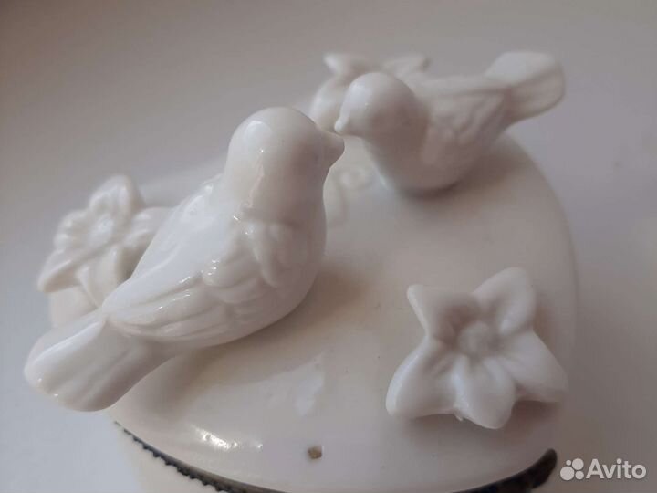 Шкатулка Kroemer, фарфор,новая