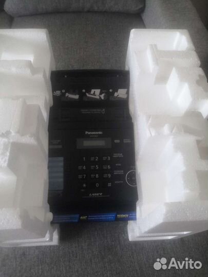 Лазерный факс Panasonic kx-fl423ru