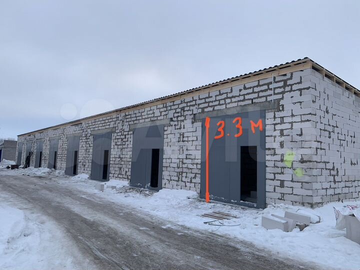 Гараж, > 30 м²