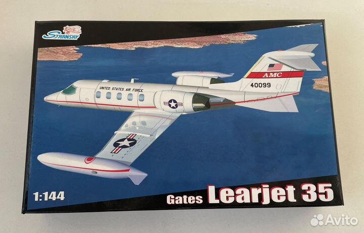 Модель сборная Stransky 1/144 Learjet 35
