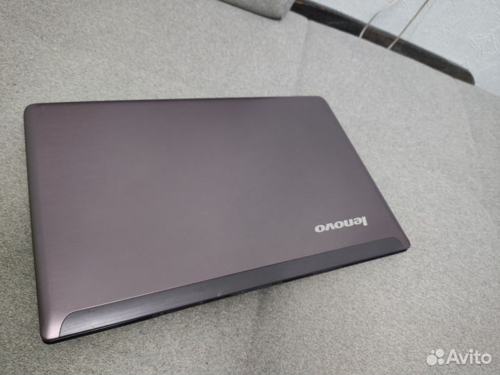 Lenovo ideapad z575
