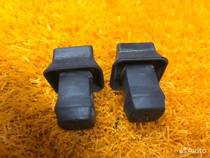 Крепление радиатора Porsche Cayenne 957 2007-2010