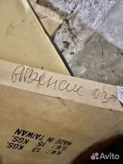 Капот Toyota Avensis 2 T250 2006-2009