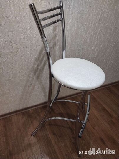 Барный стул