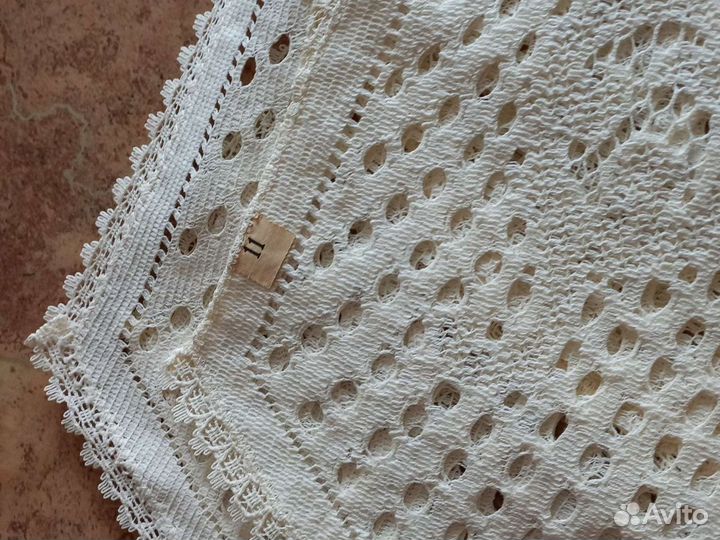 Покрывало - скатерть натур. гдр. И ручной вязки