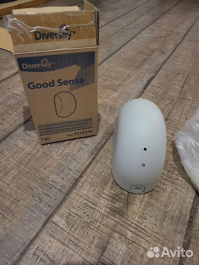 Автоматический освежитель воздуха Good Sense