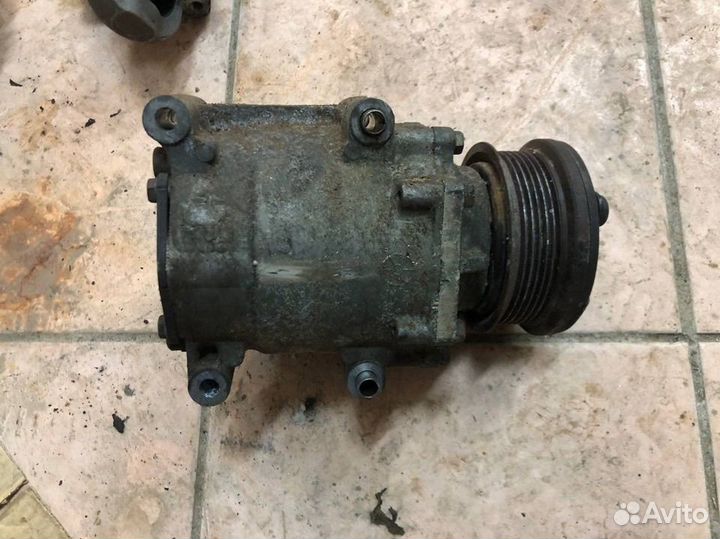 Компрессор кондиционера Ford Focus 1