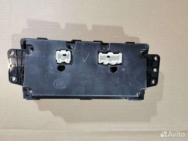 Блок управления Мазда 6 GH GDK461190A