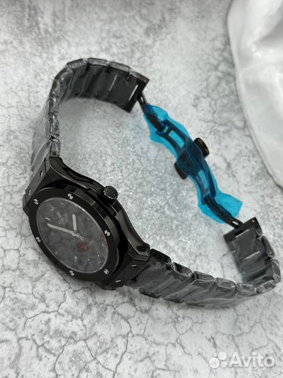 Часы брутальные Hublot