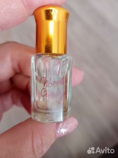 Композиция парфюмерных масел для женщин