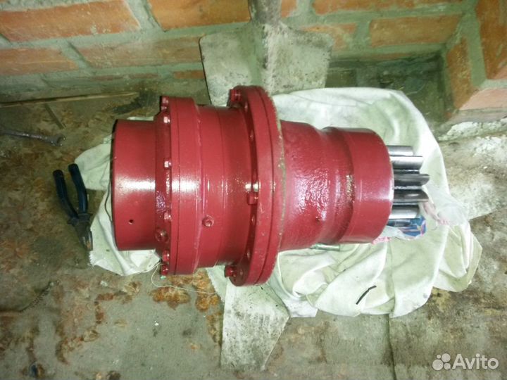 Механизм поворота (редуктор) ек-14 (эов-3521)