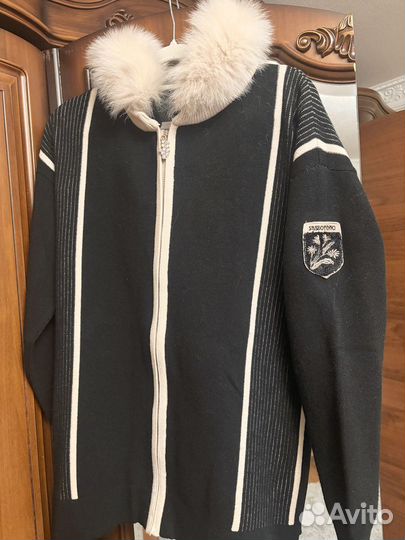 Трикотажный костюм женский 42