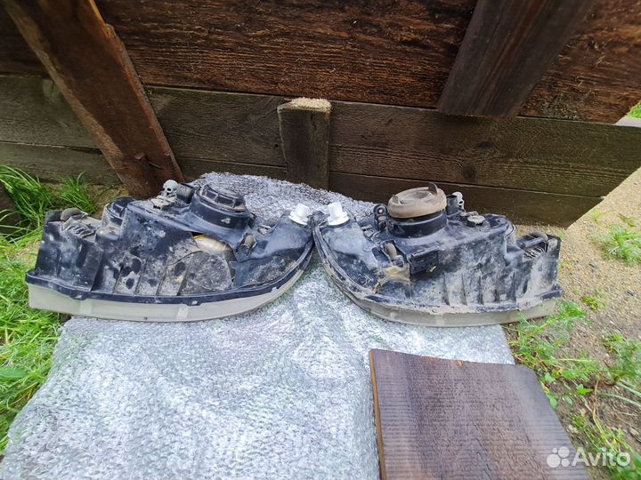 Фары передние на hyundai matrix 1рестайлинг