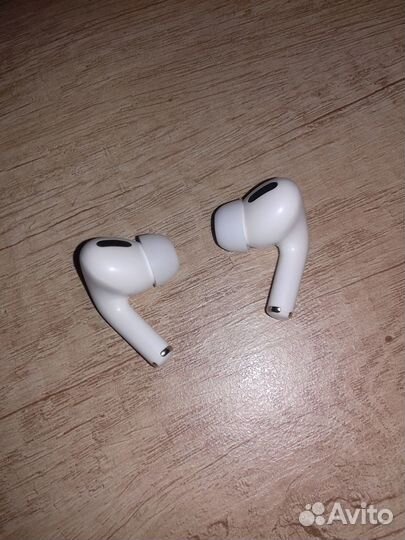 Airpods Pro+чехол+зарядный кабель