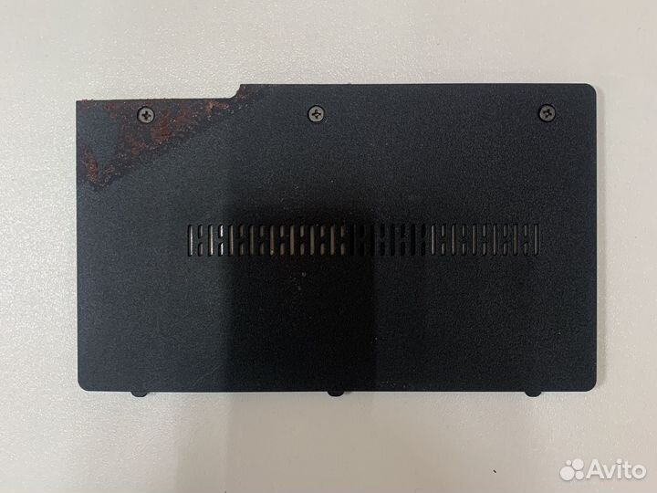 Сервисная крышка ноутбука toshiba l755