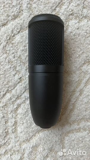 Микрофон akg p120