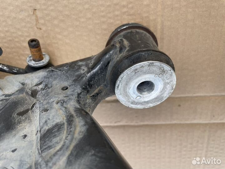 Рычаг передний нижний lexus is250 gs350