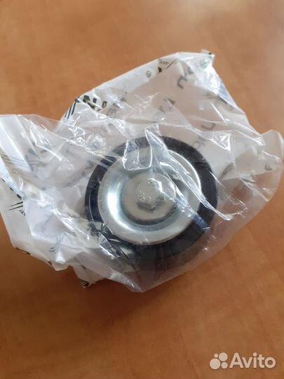 Ролик обводной