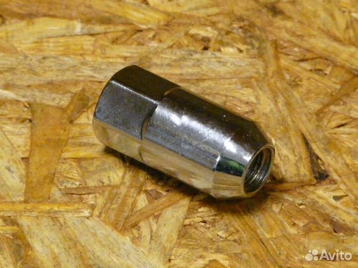 Гайка колеса Polaris RZR 7547309