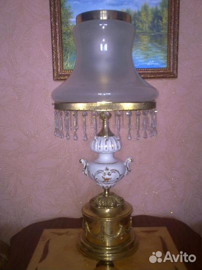 Антикварная настольная лампа, Испания