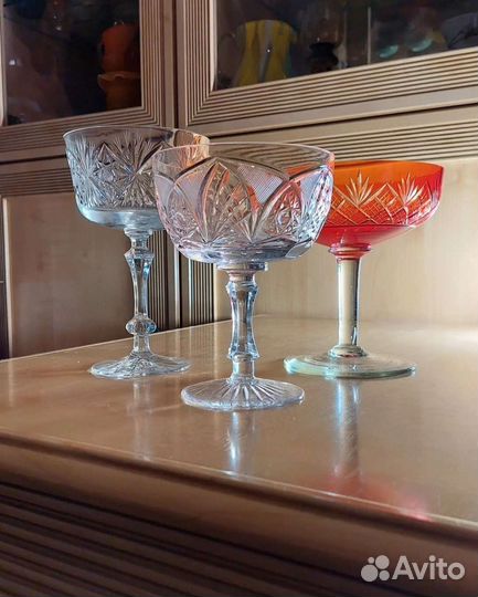 Ваза для фруктов кобальт и рубин