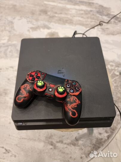 Sony playstation 4 slim