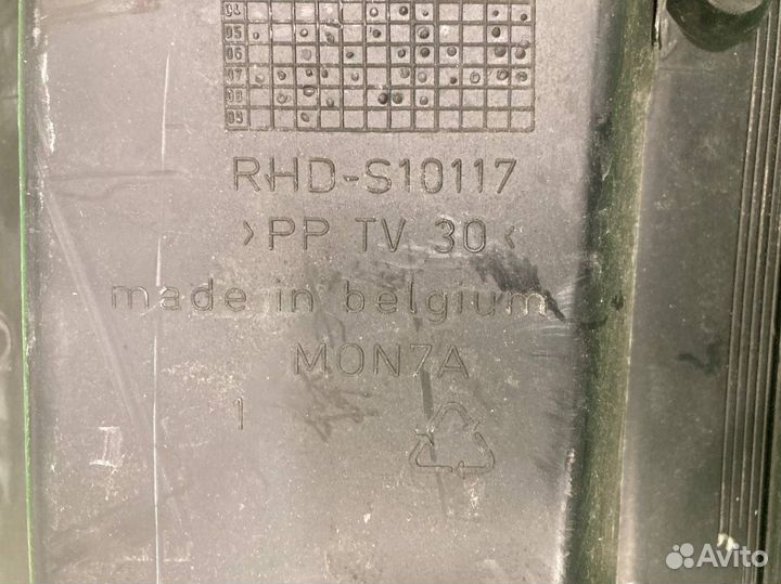 Жабо/решетка стеклоочистителя Land Rover Range