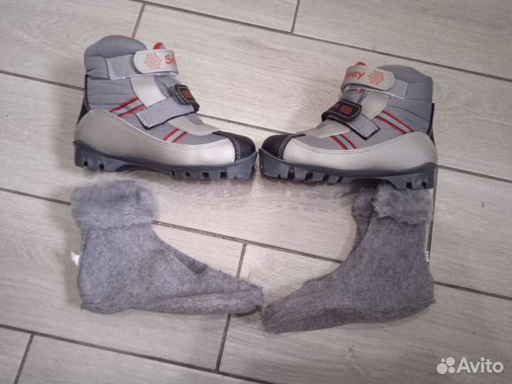 Лыжные ботинки детские