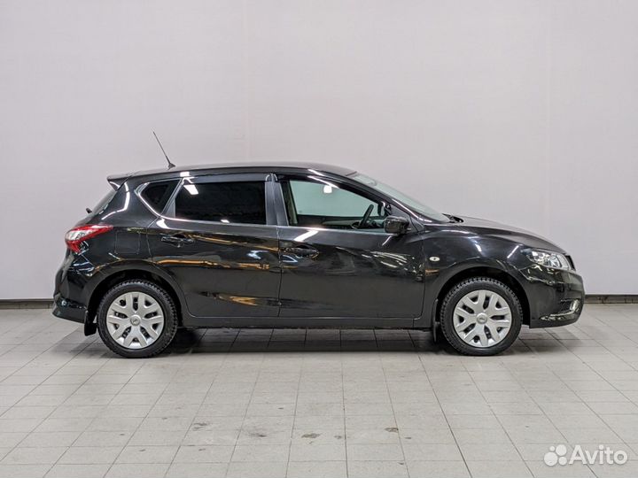 Nissan Tiida 1.6 МТ, 2015, 94 448 км