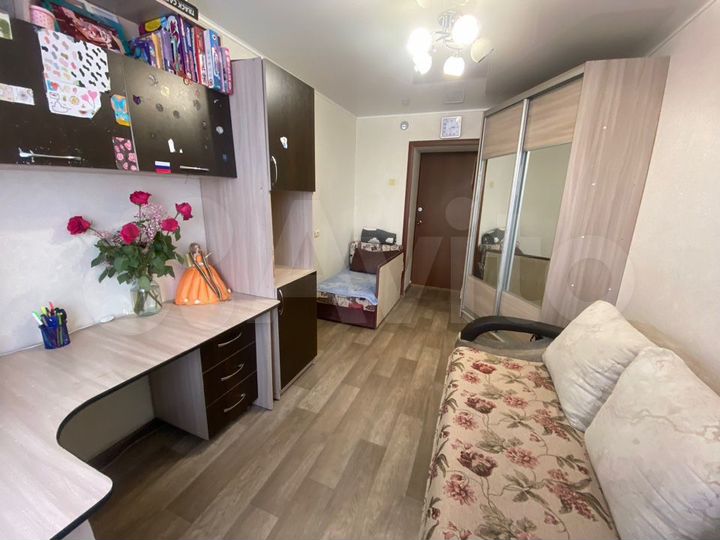 Комната 12 м² в 4-к., 9/9 эт.