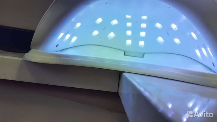 Лампа для маникюра