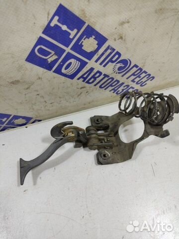 Замок капота Mercedes-Benz W202 седан 1.8 M111.921