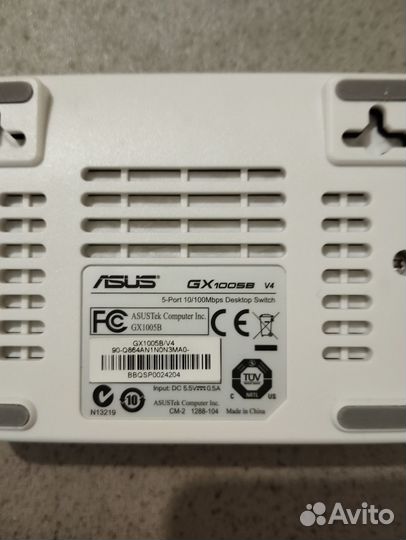Коммутатор asus GX1005B V4