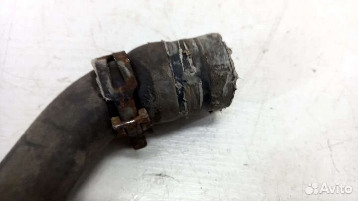 Патрубок системы охлождения Volkswagen Golf 4