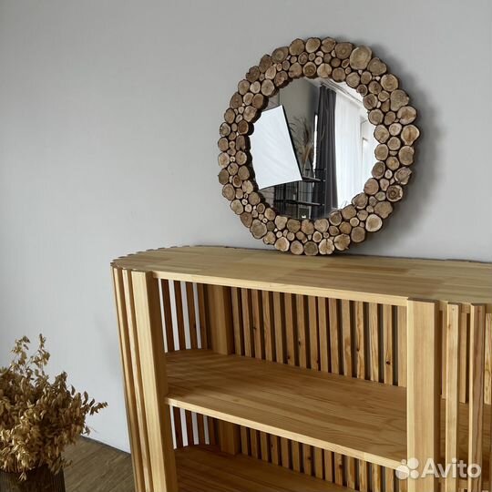 Зеркало в раме из дерева для дома и дачи