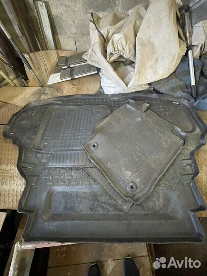 Автомобильные коврики toyota