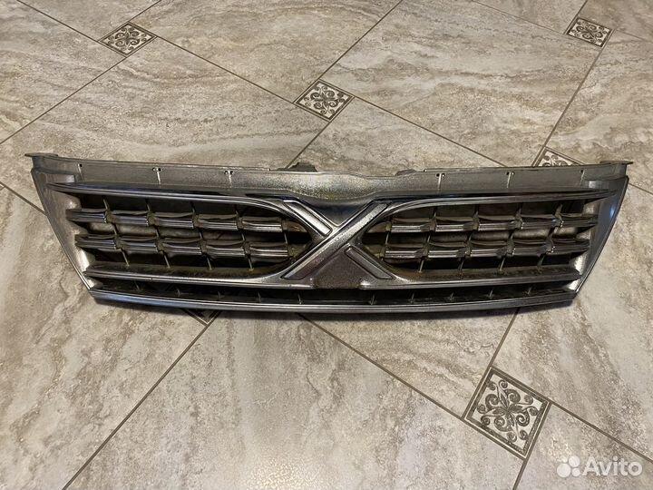 Camry XV50 AVV50 Решетка радиатора (стиль mark X)