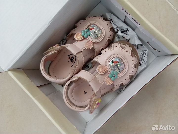 Сандали для девочки