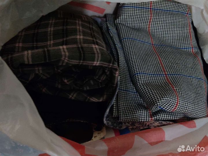 Пакет с вещами