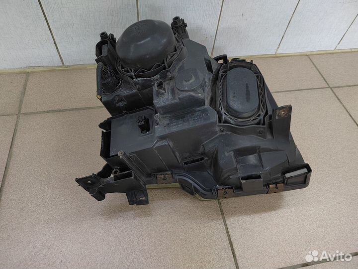 Фара левая ксенон Range Land Rover III 02-05