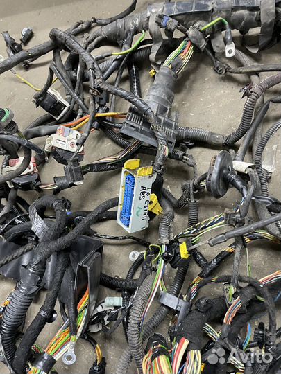 Проводка капота/салона Citroen C3 Picasso 1.4 MT