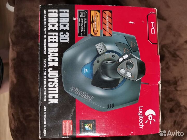 Игровой джойстик Logitech для пк