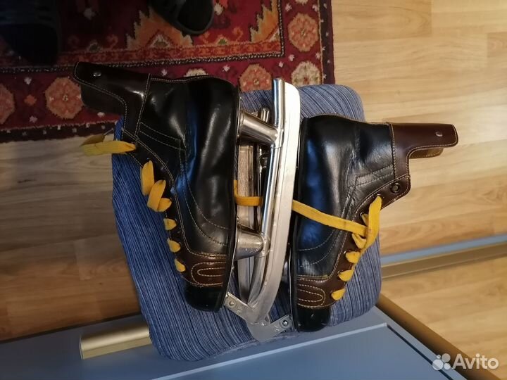 Коньки хоккейные новые