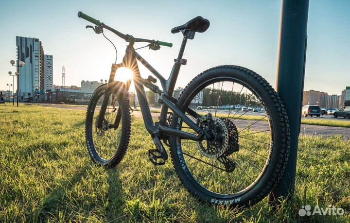 Велосипед Canyon spectral CF 27.5 carbon Sram AXS